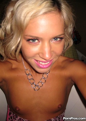 18yearsold Kacey Jordan pics