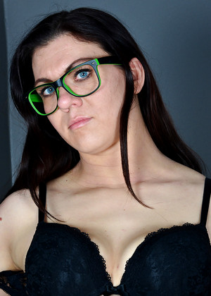 Auntjudy Corazon Del Angel Fullhd Glasses Pornpics