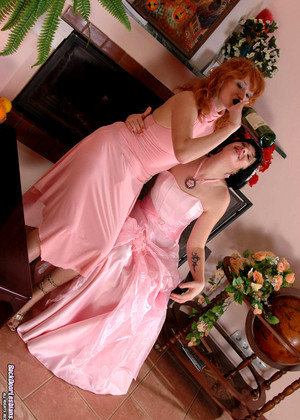 Backdoorlesbians Model pics