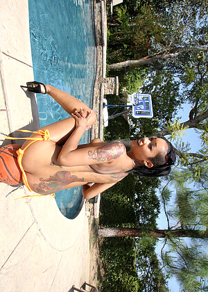 Skin Diamond pics