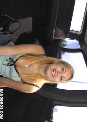 Bangbus Model jpg 7