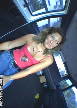 Bangbus Model pics