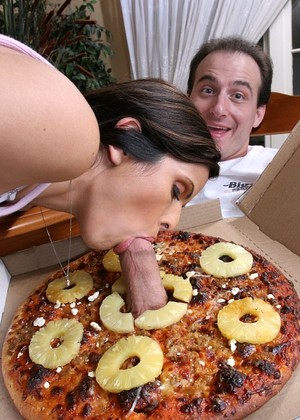 bigsausagepizza Shy Love pics