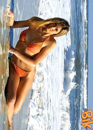 Bikinidream Lindsay Schoneweis Plemper Beach Foto Indonesia