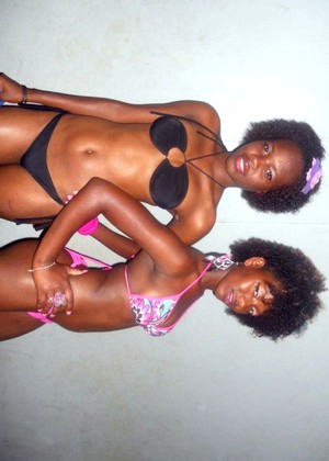 Blackteensubmit Model pics