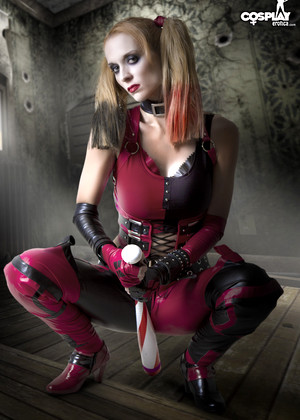 Harley Quinn pics