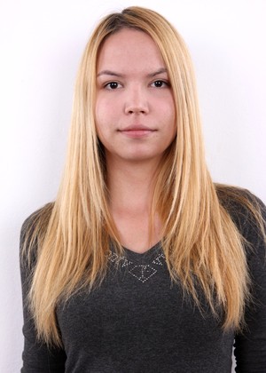 Czechcasting Model pics