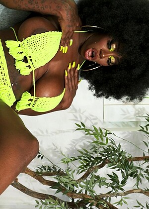 daywithapornstar Ebony Mystique pics