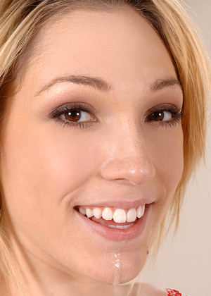 Ddfnetwork Lily Labeau Midnight Cum Shots Story