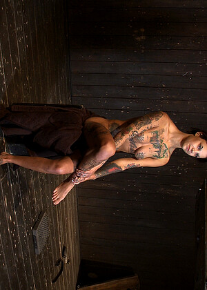 devicebondage Bonnie Rotten pics