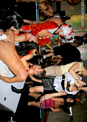 Drunksexorgy Christina Lee Tarra White Brooke Nika Carmen Black Liss White Eliss Fire Klarisa Viki Z High Quality Shower Pornphoto