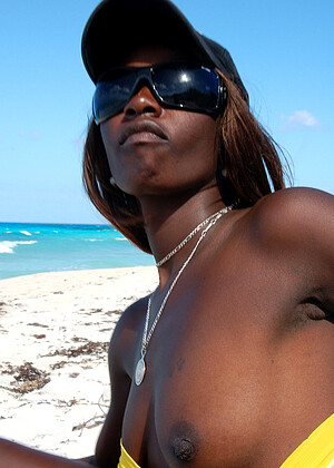 Eroticbeauty Maria L Your Beach Online Watch