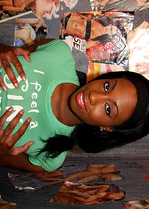 gloryholeinitiations Mahliah Milan pics