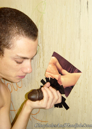 Gloryholesandhandjobs Model jpg 3