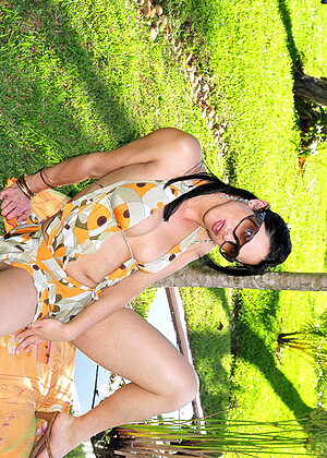 Groobyarchives Groobyarchives Model Scandal Outdoor Deep