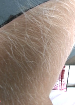 Hairyarms Lori Anderson Juicy Close Up Country