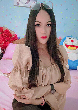 helloladyboy Helloladyboy Model pics