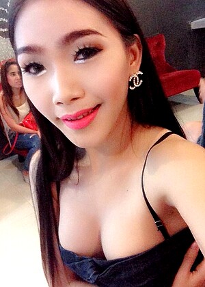 Helloladyboy Model pics