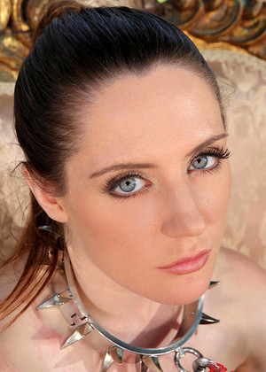 Latex Lucy Samantha Bentley jpg 15