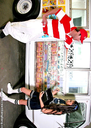 Icecreambangbang Icecreambangbang Model Sweet Schoolgirls Avatar