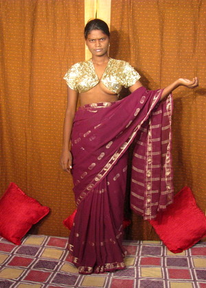 Indiauncovered Model jpg 1