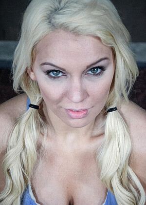 infernalrestraints Kenzie Taylor pics