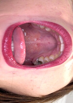 Insidemymouth Model jpg 3