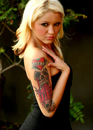 Jeskashotbox Jeska Hello Tattoo Xxxbreak