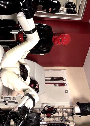 Kinky Rubber World