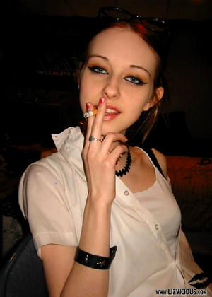 Lizvicious Liz Vicious Full Smoking Liveporn