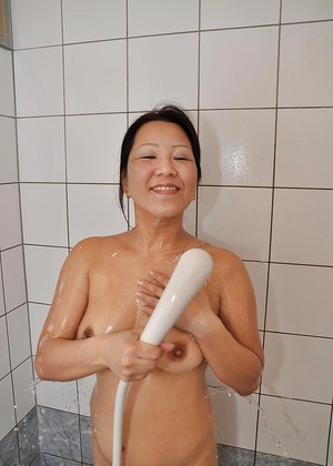 Maikomilfs Kumiko Katsura Magical Shower Broadcaster