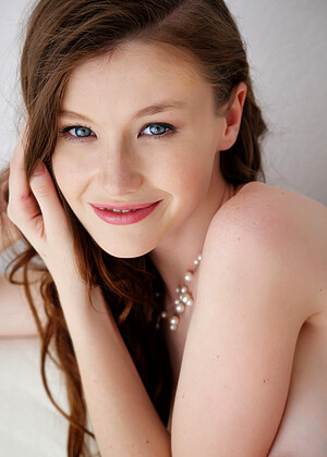 Metart Emily Bloom Bright European Search