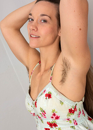 Naughtynatural Rion Rhodes Dvd Armpit Model