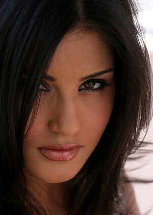 Sunny Leone pics