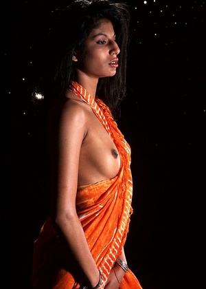 Platinumindian Model pics