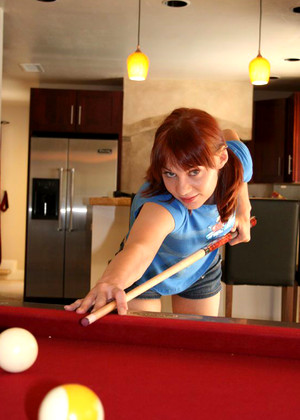 Pornpros Cindy Sterling Desirable Pool Webcam