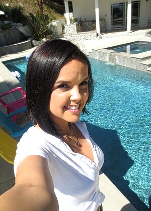 Dillion Harper pics