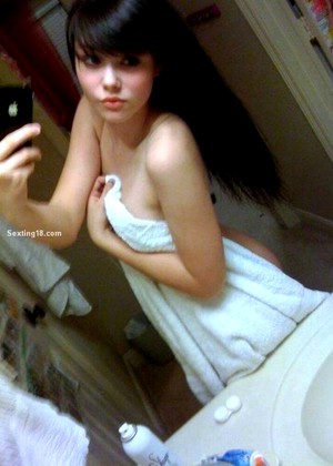 Sexting18 Sexting18 Model Monday Sexting Exposed Gfs Woman