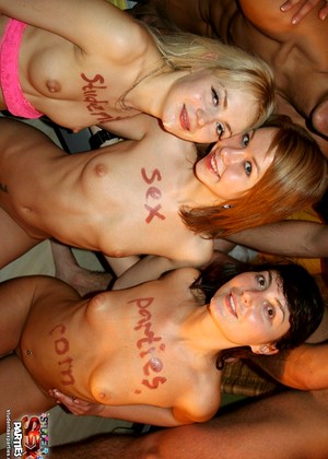 Studentsexparties Studentsexparties Model Mobi Group Sex Sexmedia