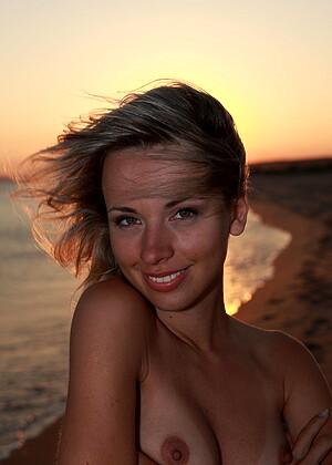 Stunning18 Nicole V Nudeboobs Glamour Massagexxxphotocom