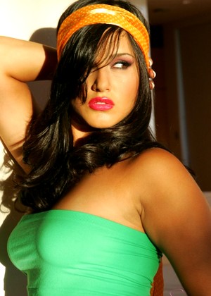 Sunny Leone pics