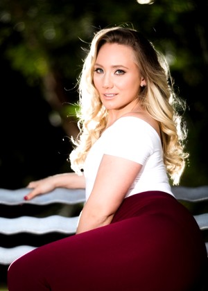 Aj Applegate pics