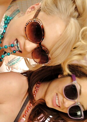 Teenbff Gia Love Teagan Summers Nice Glasses Sanylionxxx Limeg