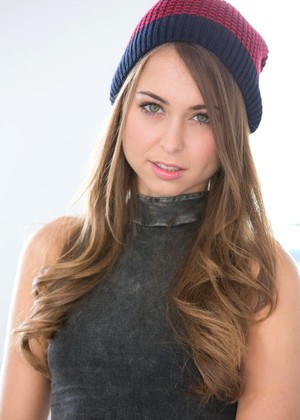 Riley Reid pics