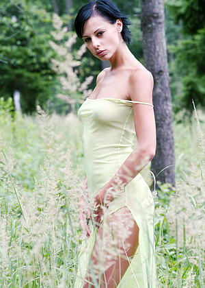 Olivia De Treville pics