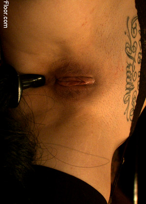 Theupperfloor Jessie Cox Sophie Monroe Iona Grace Sparky Sin Claire Unbelievable Submissive Female Xxxmedia