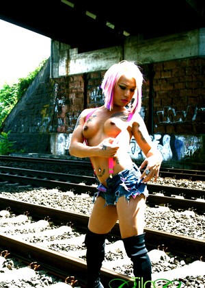 Tilalaloca Model pics