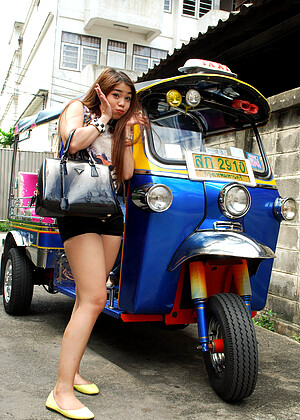 Tuktukpatrol Tan X Daisysexhd Sports Lona