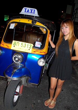 Tuktukpatrol Model pics