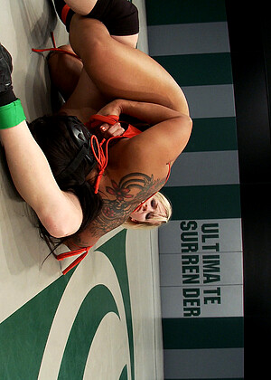 ultimatesurrender Shae Simone pics